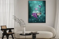 Plakat: Śpiąca dziewczynka w magicznym lesie