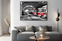 Plakat: Pociąg na dworcu kolejowym