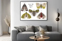 Plakat: Set of folk art decorated moths.