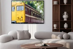 Plakat: Stary pociąg na stacji