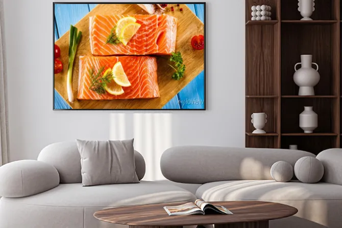 Plakat: Surowe świeże filety z łososia na pokładzie cięcia