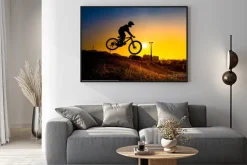 Plakat: Sylwetka stunt bmx rider - odcień koloru tuned