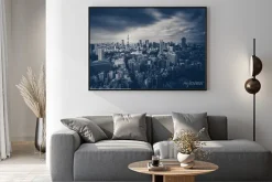 Plakat: Tokio widok na miasto i tokio tower w ciemnej tonacji