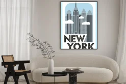 Plakat: Tourist poster new york. retro grafica. skyscrapers and clouds.