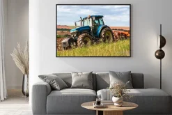 Plakat: Traktor na polu