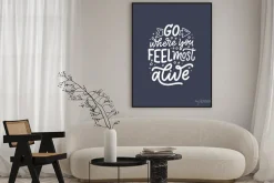 Plakat: Travel life style inspiration quote, hand drawn lettering poster.