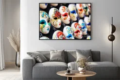 Plakat: Weneckie maski pełnotwarzowe karnawałowe w sklepie, wenecja,