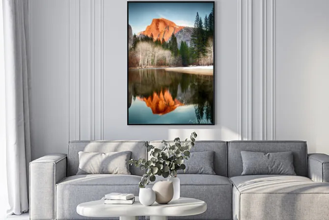 Plakat: Widok pół kopuły odzwierciedlenie w rzeki merced w yosemite