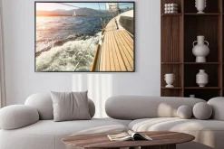 Plakat: Widok z pokładu jachtu na morze i słońce