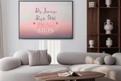 Plakat: Wielkie podróże zaczynają się od małych kroków