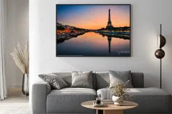 Plakat: Wschód słońca na wieży eiffla, paryż