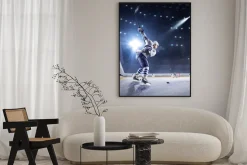 Plakat: Zawodnik hokeja na lodzie w trakcie gry